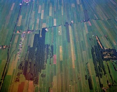 835157 Luchtfoto van de Polder de Gagel te Groenekan (gemeente Maartensdijk), met links de Burg. Huydecoperweg, het ...